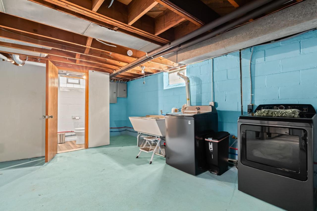 Holiday home Family-friendly, Multi-day Sale, 15 Mins To Downtown