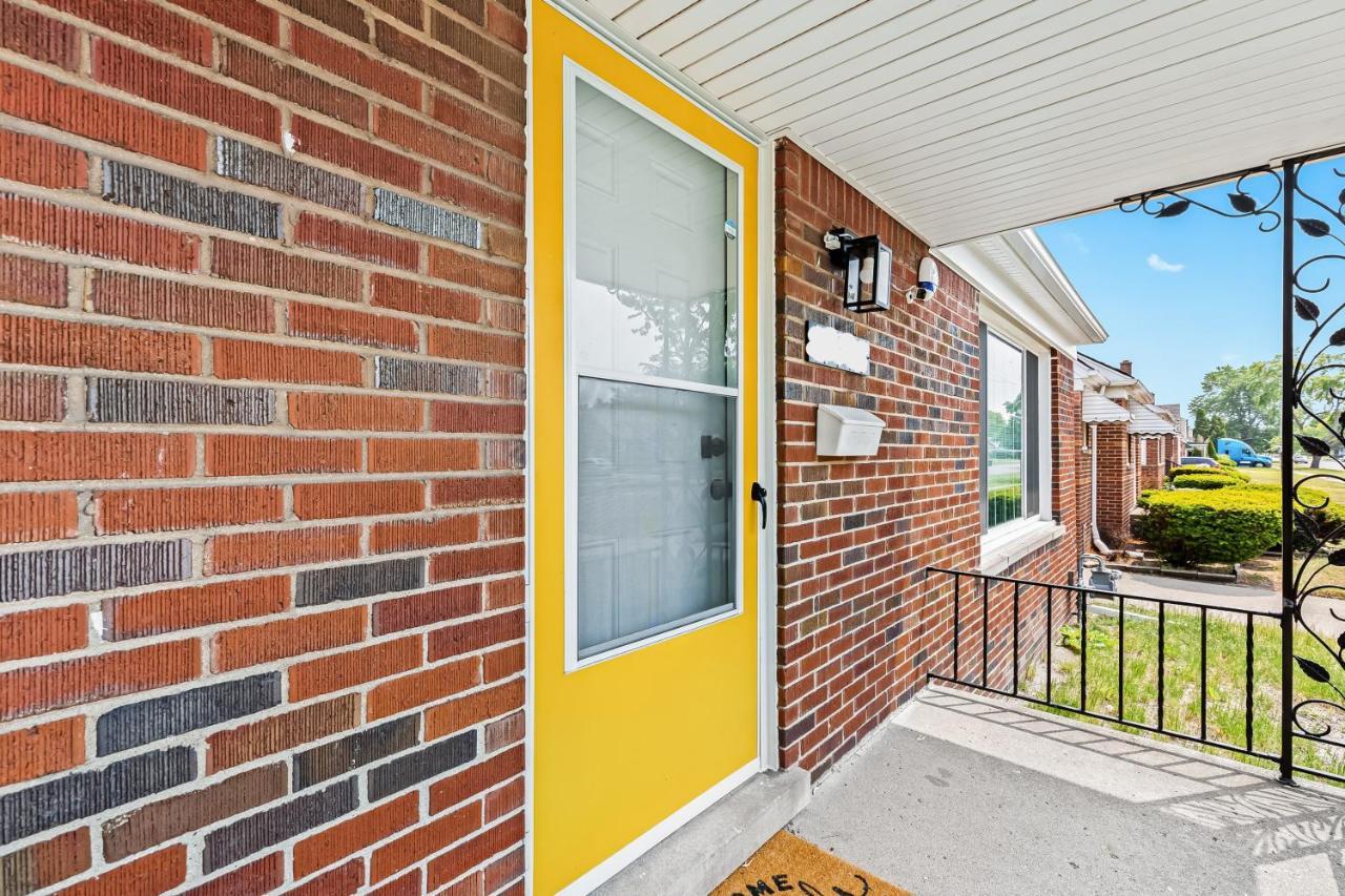 Family-friendly, Multi-day Sale, 15 Mins To Downtown Holiday home